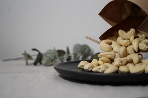 【500g】カシューナッツ 生  -Raw cashew nuts-