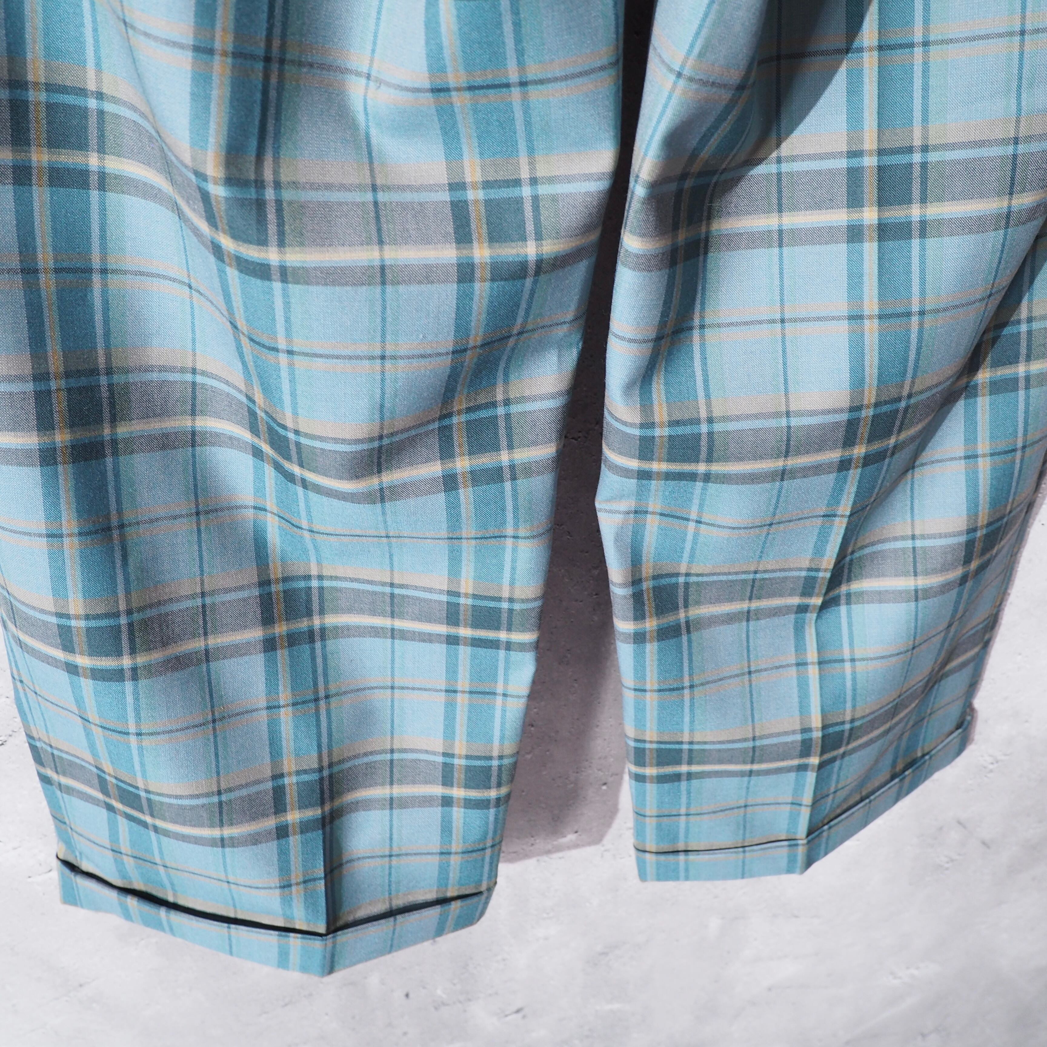 1990s Beautiful Ice Blue Check Color Vintage Loose Wide Slacks Pants