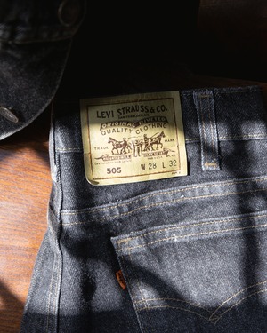 1980s Levi's 505 - yarn dyed black jeans