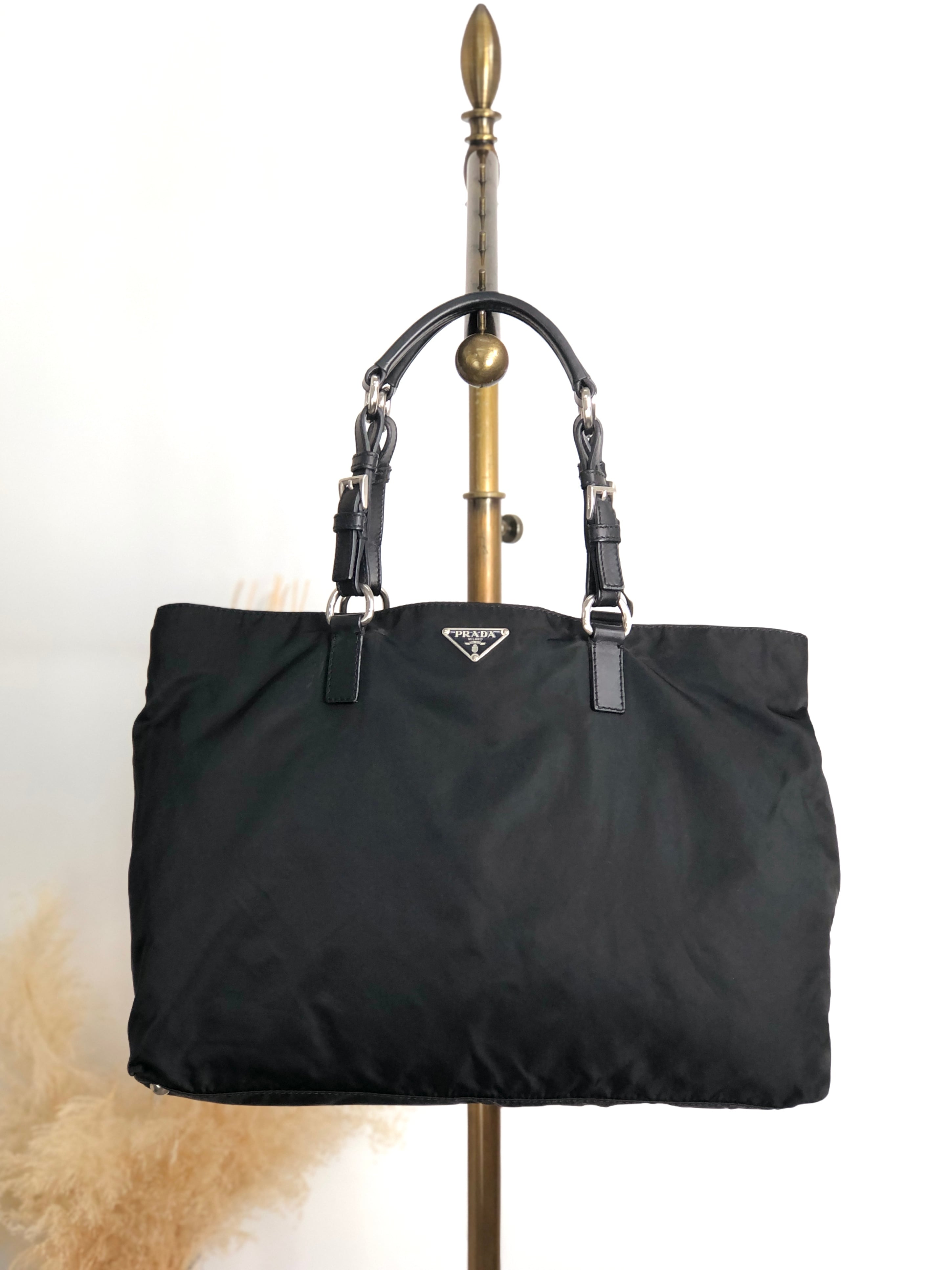 PRADA プラダ ハンドバッグ ブラック トライアングルロゴ ナイロン レザーハンドル トートバッグ vintage ヴィンテージ オールド ezvjia