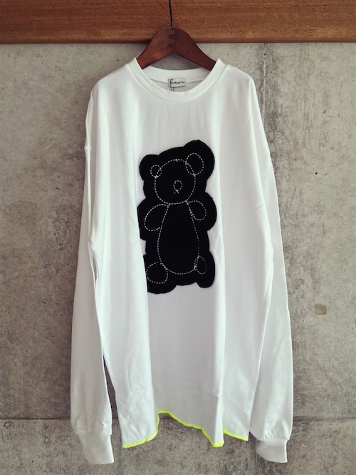 送料無料　KUMA EMBROIDERY PATCH L/S TEE / WOMEN