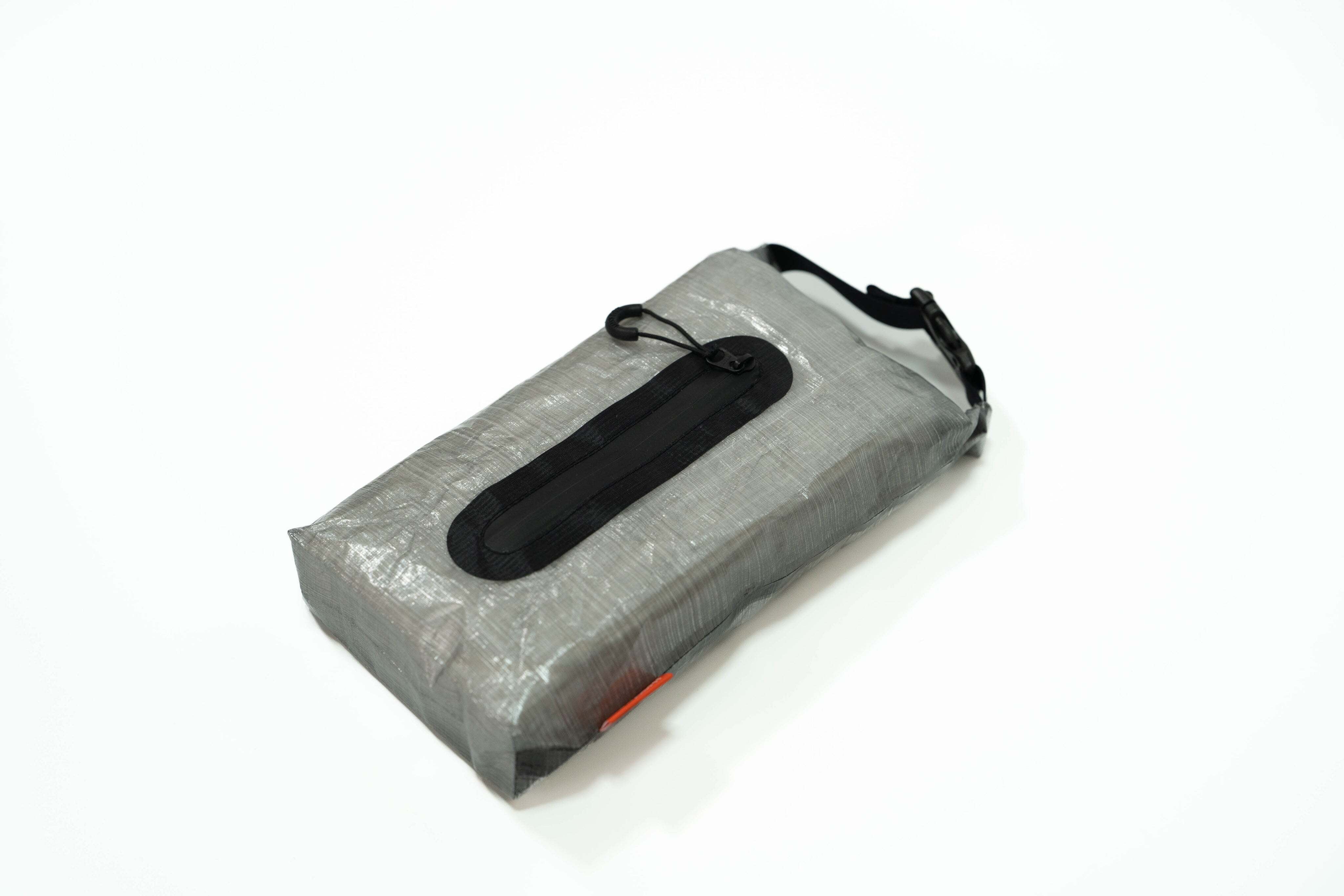 KURASHI MADE 「THE TISSUE CASE」 | Camp Shop Lantern