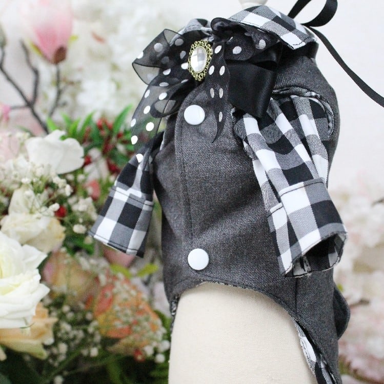大型犬もOK 蝶ネクタイのチェックシャツとベストのセット