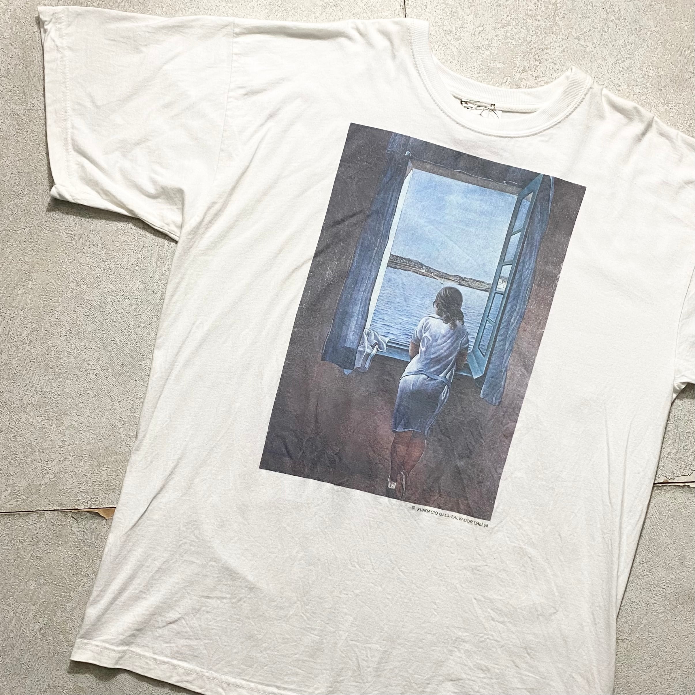 vintage 1998's SALVADOR DALI art tee “girl at a window” | NOIR ONLINE