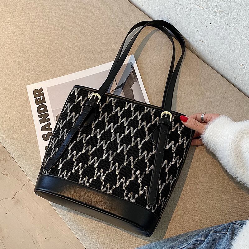 シンプルな風合いレディースワンショルダースモールバッグレディース2020秋冬新流行ファッションネットレッドワイルドポータブルバケットバッグ Tiancai_Wing_Bag21996487336