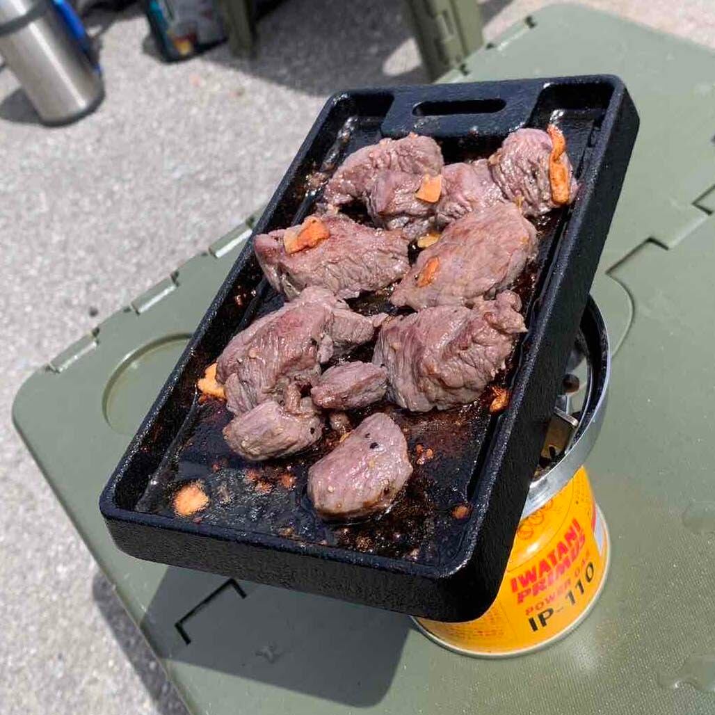 梅鋳鉄板 すずり | 梅鋳鉄板｜ソロキャン用鋳物製鉄板