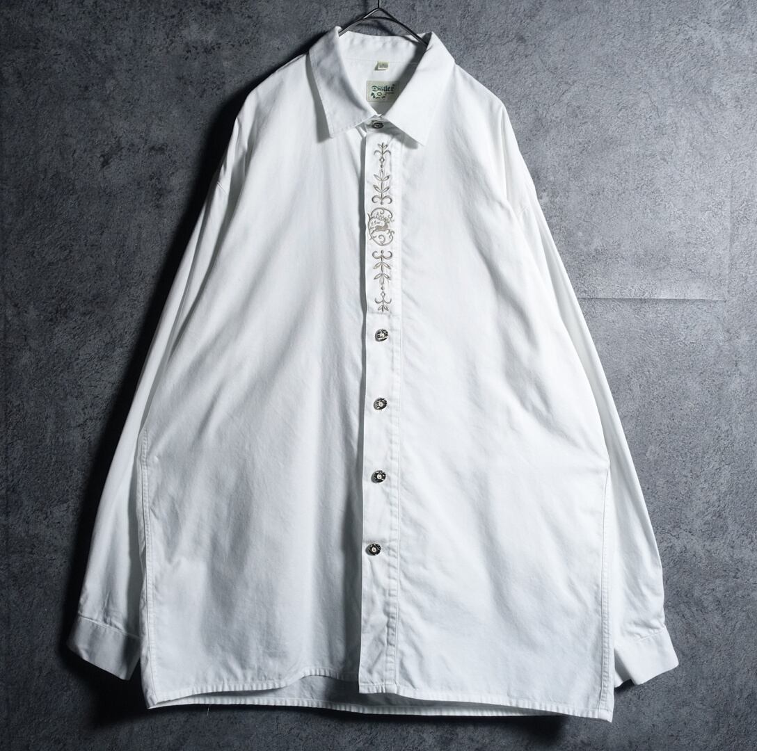 EURO White Deer Motif Embroidery Design Tyrolean Shirt