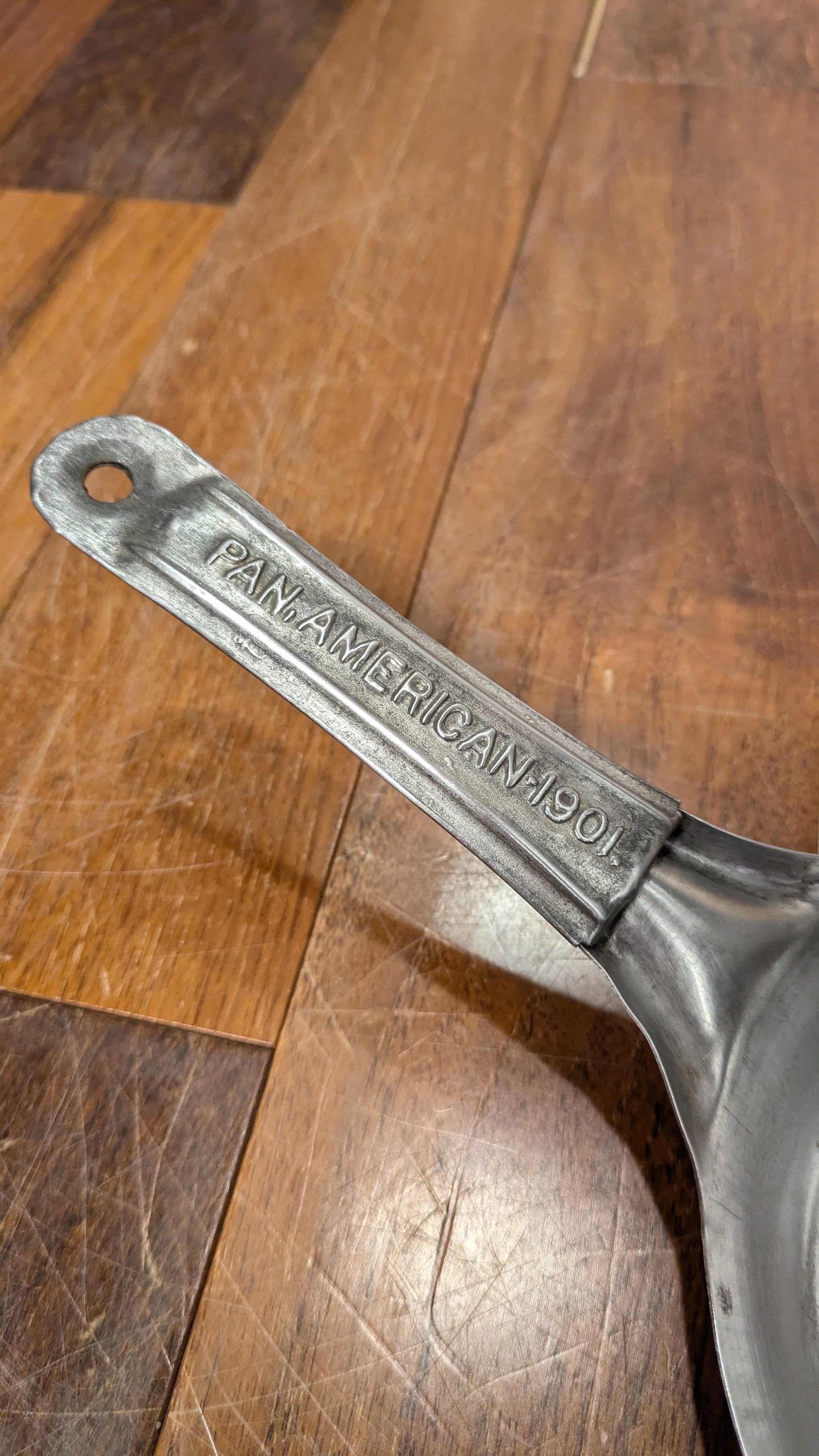 Vintage PAN AMERICAN 1901 Cowboy Fryingpan IronPan mini Antique
