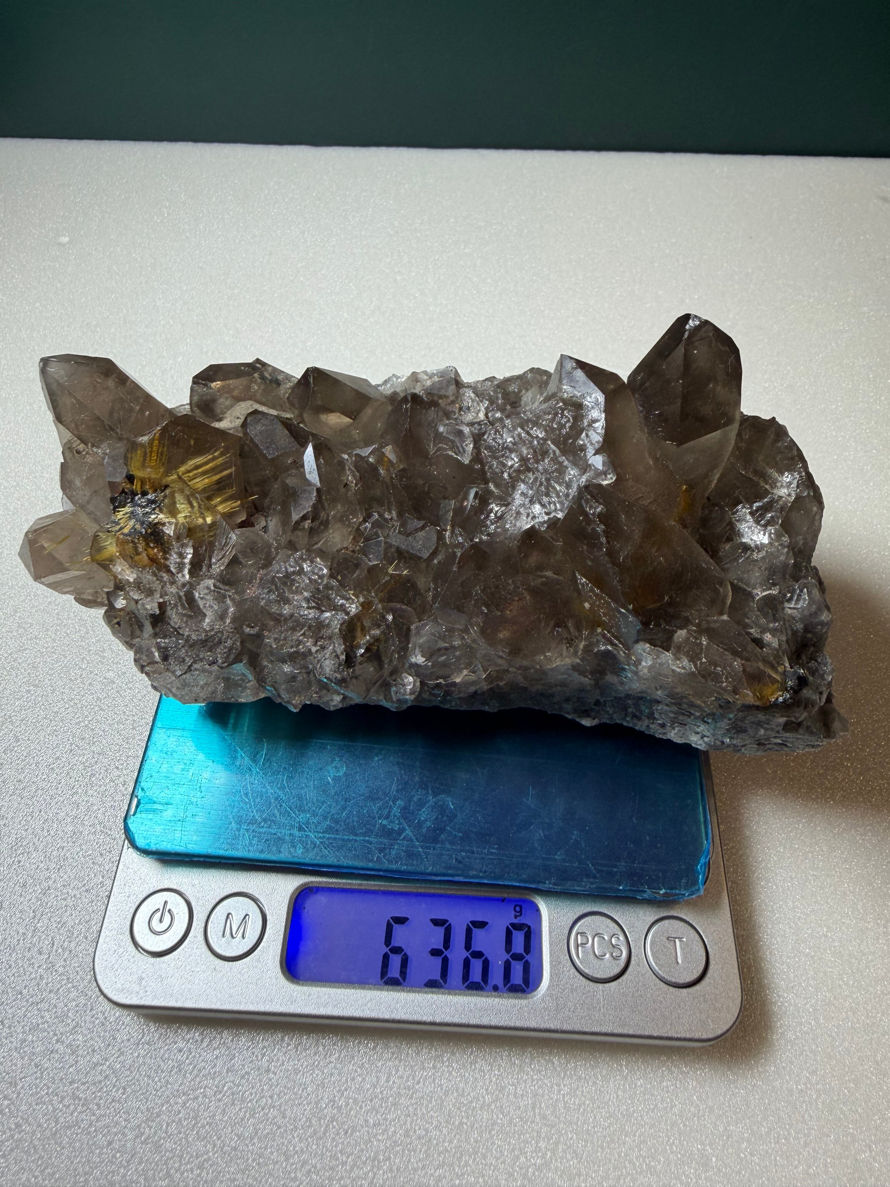 スモーキークォーツ 金針水晶 ヘマタイト入り 原石 クラスター 271g