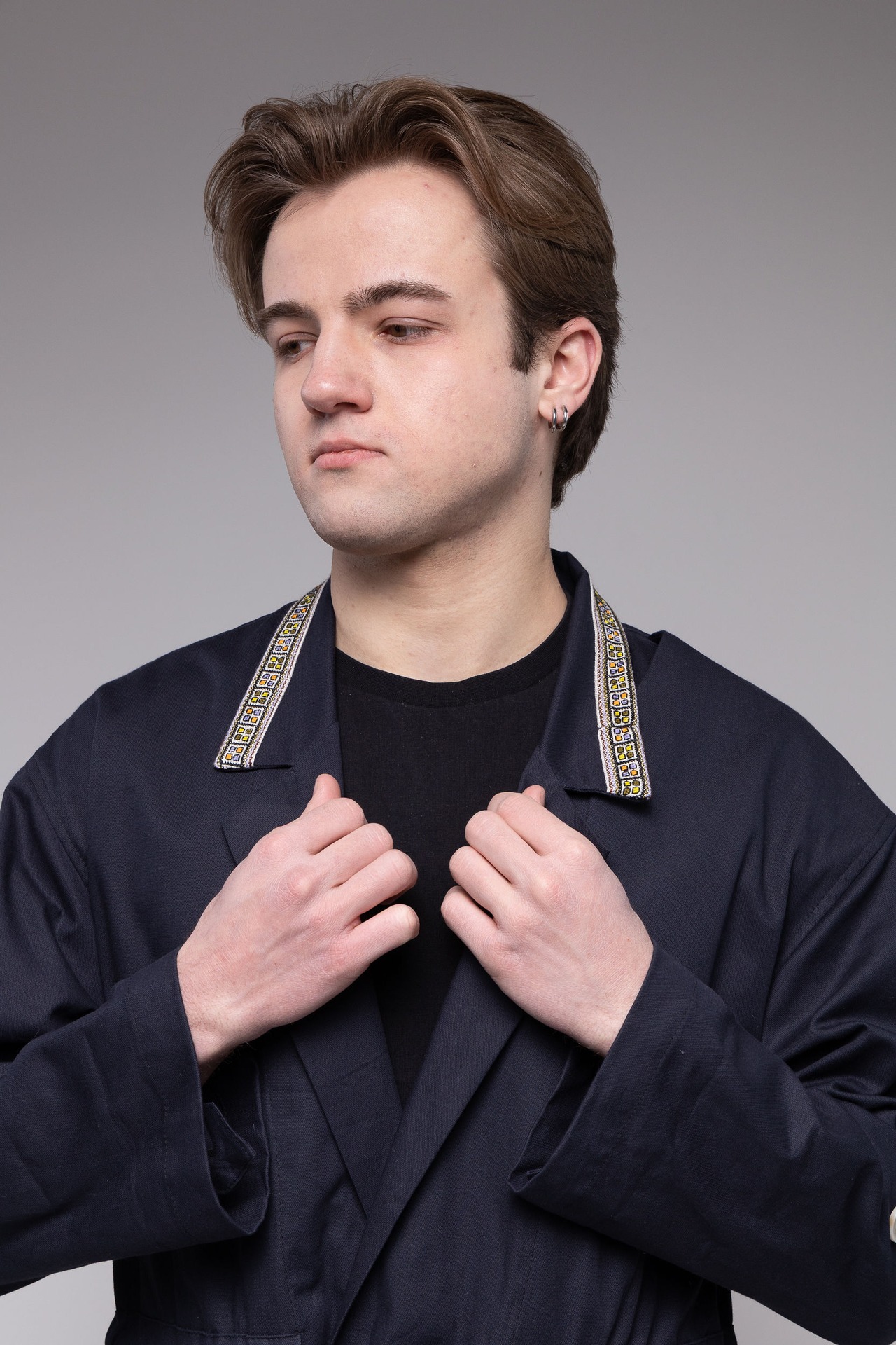 ウクライナ刺繍スプリング・トレンチコート　手刺繍　ユニセックス・フリーサイズ - 6