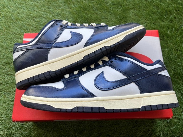 NIKE W DUNK LOW PRM MIDNIGHTNAVY AND WHITE FN7197-100 26㎝ 31710