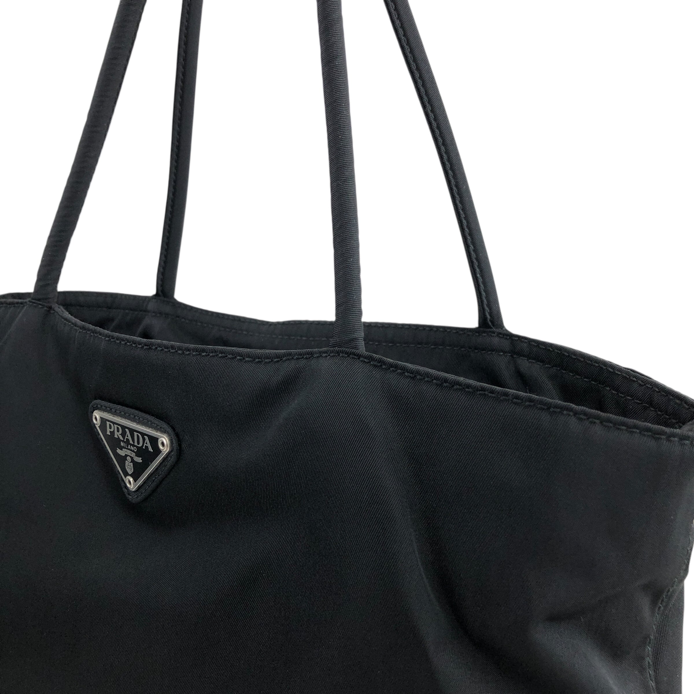 n*o様 PRADA ヴィンテージブラック トートバッグ PRADA プラダ トートバッグ ブラック トライアングルロゴ ナイロン