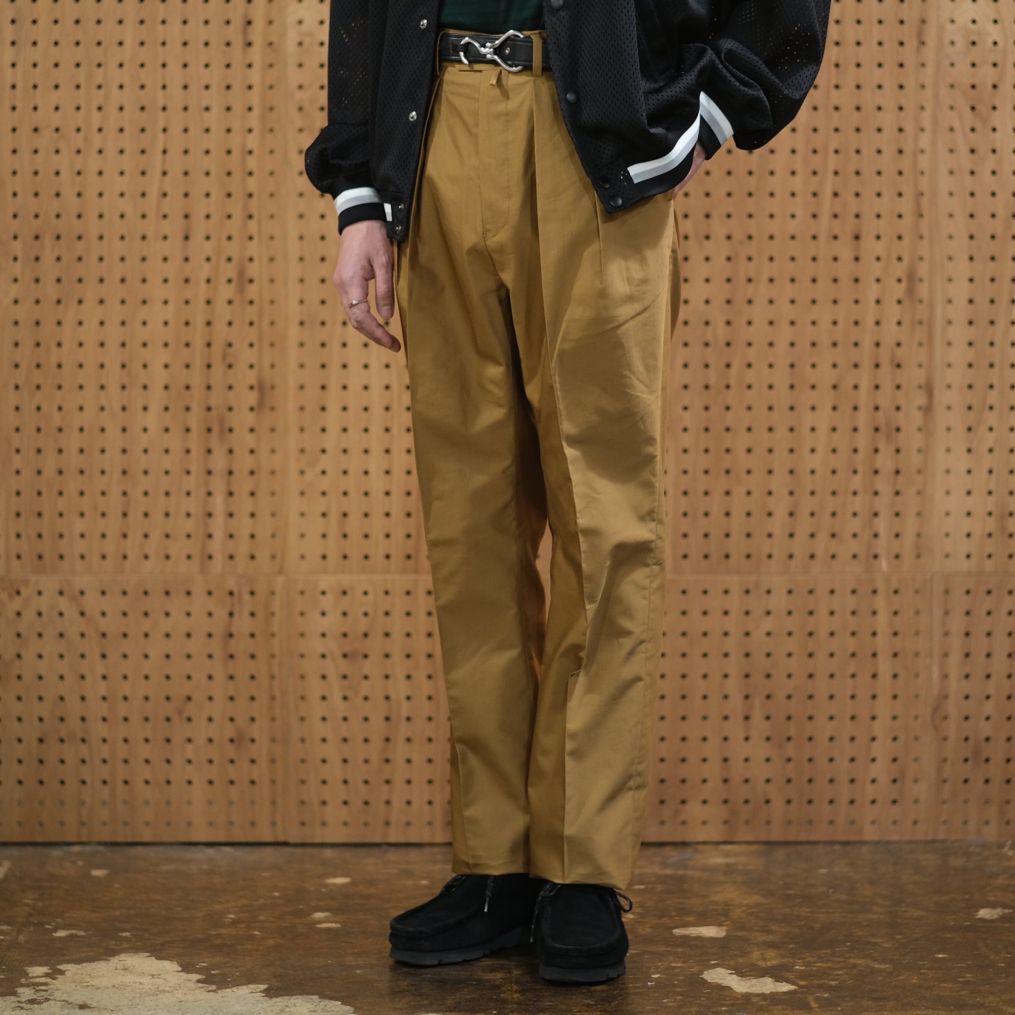 ニート GIZA Moleskin TAPERED PANT テーパードパンツ - ショートパンツ