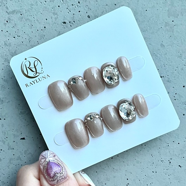 #Q1 ／ZH006 繰り返し使えるネイルチップ