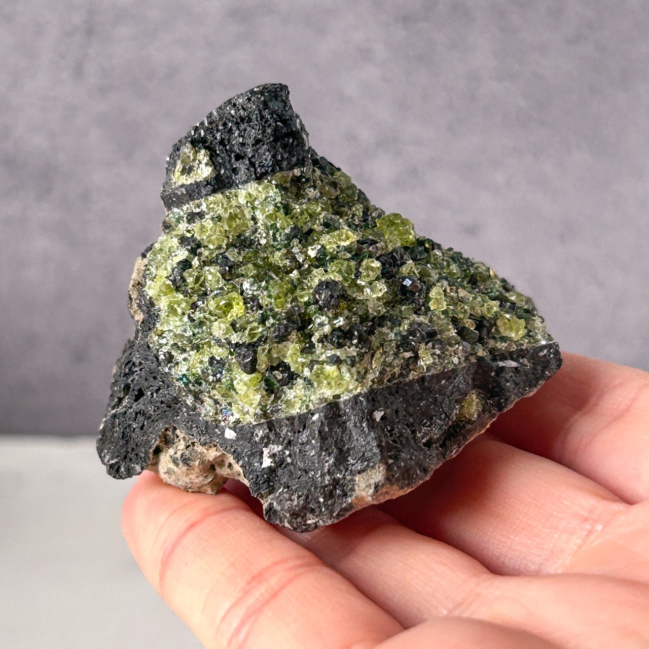 ノルウェー産 ペリドット 原石