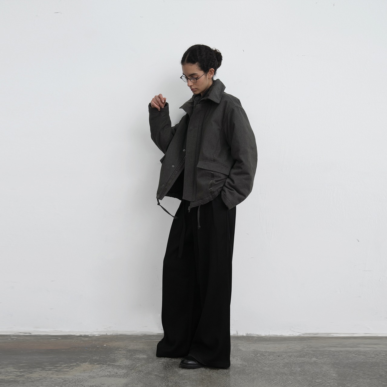 DECESOLO 25AW 折りたたみスタンドカラーマルチポケットパフジャケット