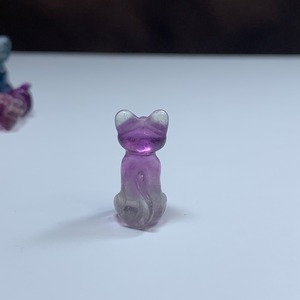 8.透明度有・可愛いフローライトねこちゃん