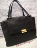 美品◆Salvatore Ferragamo サルヴァトーレフェラガモ A4対応ビジネス可 レザー トート ハンド バッグ 黒x金◆ 使い勝手の良い大容量モデル