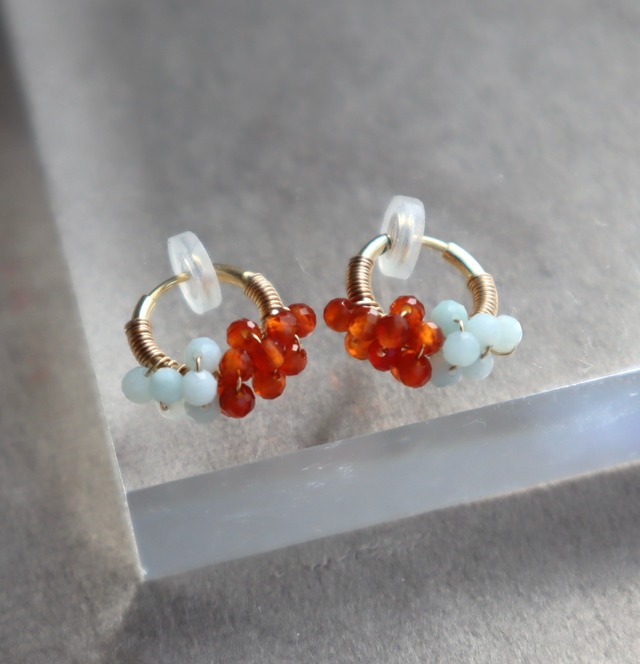［イヤリング］petit berries hoops/サージカルステンレス カーネリアン×アマゾナイト