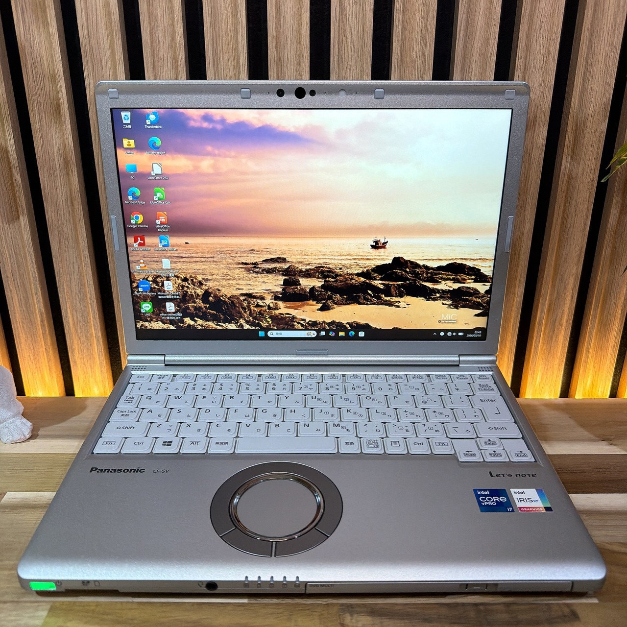 \ 公式ショップ限定価格❣️/ 《LTE＆光学ドライブ搭載》最上位i7モデル【Let’s note SV1】メモリ16GB SSD512GB ノートパソコン 安心サポート＆3ヶ月保証付き