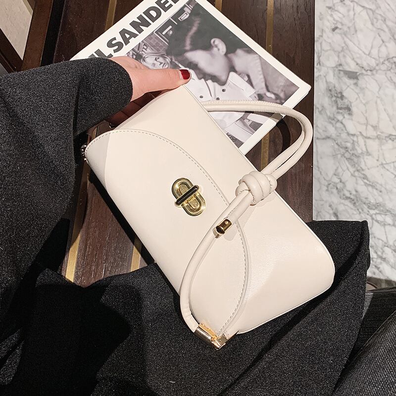 レディースレッドショルダーバッグオータムウィンタースタイル 秋物 冬物 メッセンジャーバッグ Tiancai_Wing_Bag47340564537