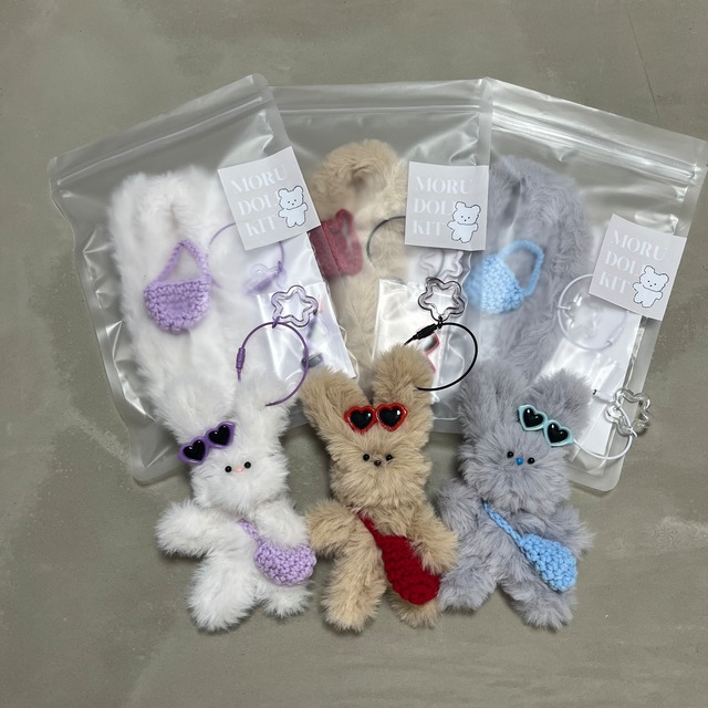 moufmof original / MORU DOLL KIT (おでかけウサちゃんキット)