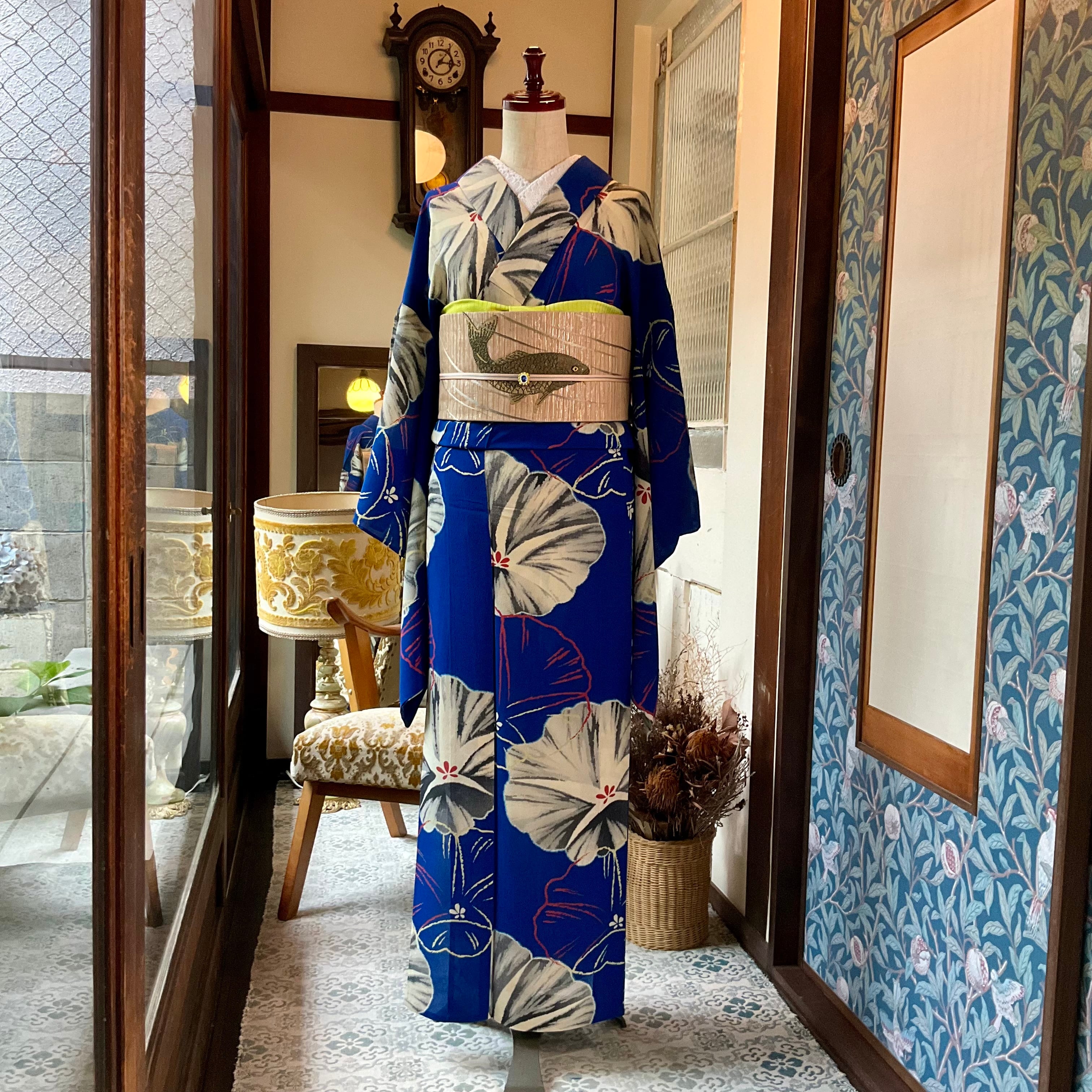 美！青に御簾と朝顔の夏着物アンティーク　雅　142センチ 朝顔の庭＊夏着物 朝顔 アサガオ 大ぶり 大柄 ロイヤルブルー 青