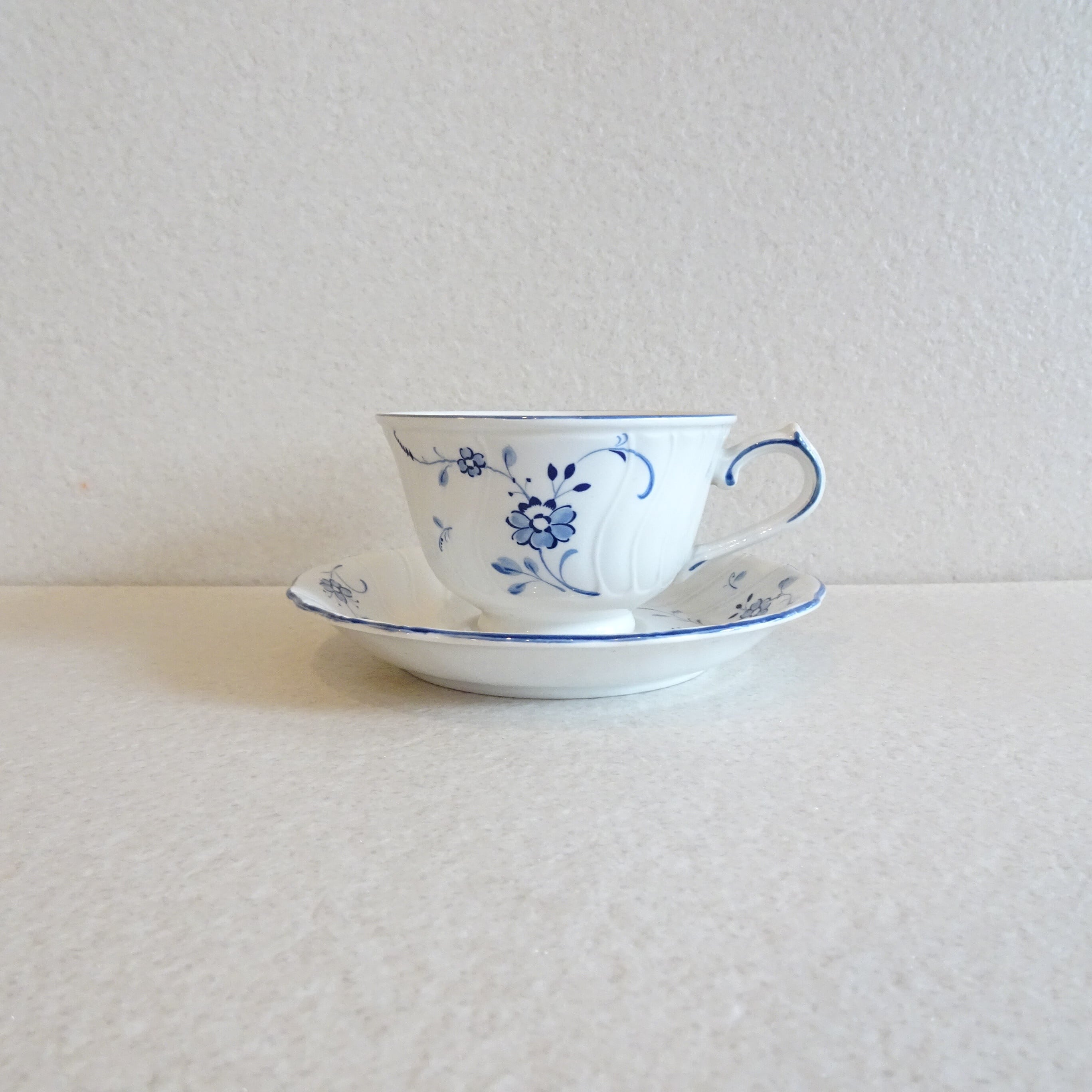 ニッコー社・ビレロイボッホ エーデルブルーメ ペアカップ＆ソーサー