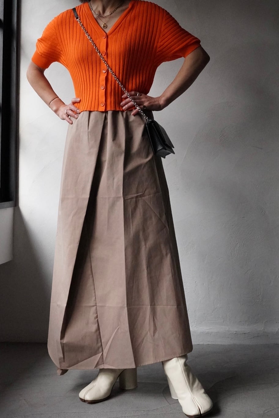 愛用 新品 Christian Wijnants SARE SKIRT 38 asakusa.sub.jp