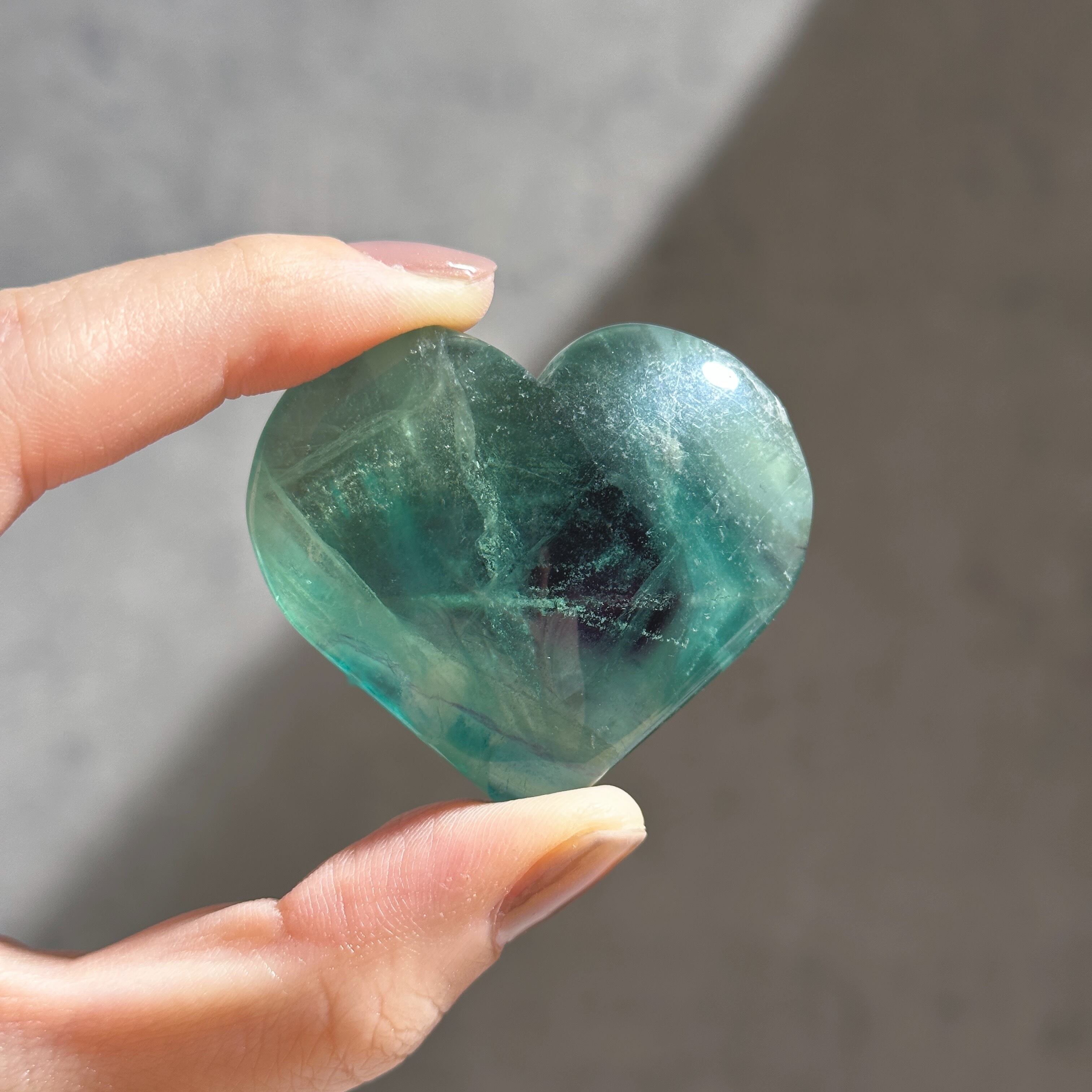 レインボーフローライト ハート02◇ Rainbow Fluorite ◇天然石・鉱物・パワーストーン