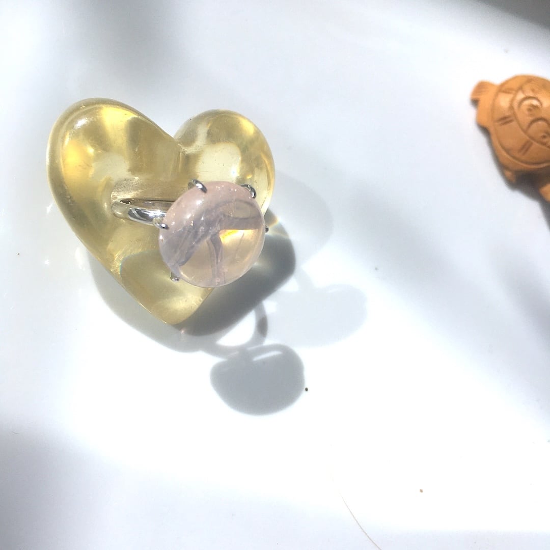 【一点物】10月の誕生石✦·.⋆Rosé Éclat ― ロゼ・エクラ ―｜薔薇色のきらめき｜天然ローズクォーツ｜silver925｜フリーサイズリング·.⋆✦