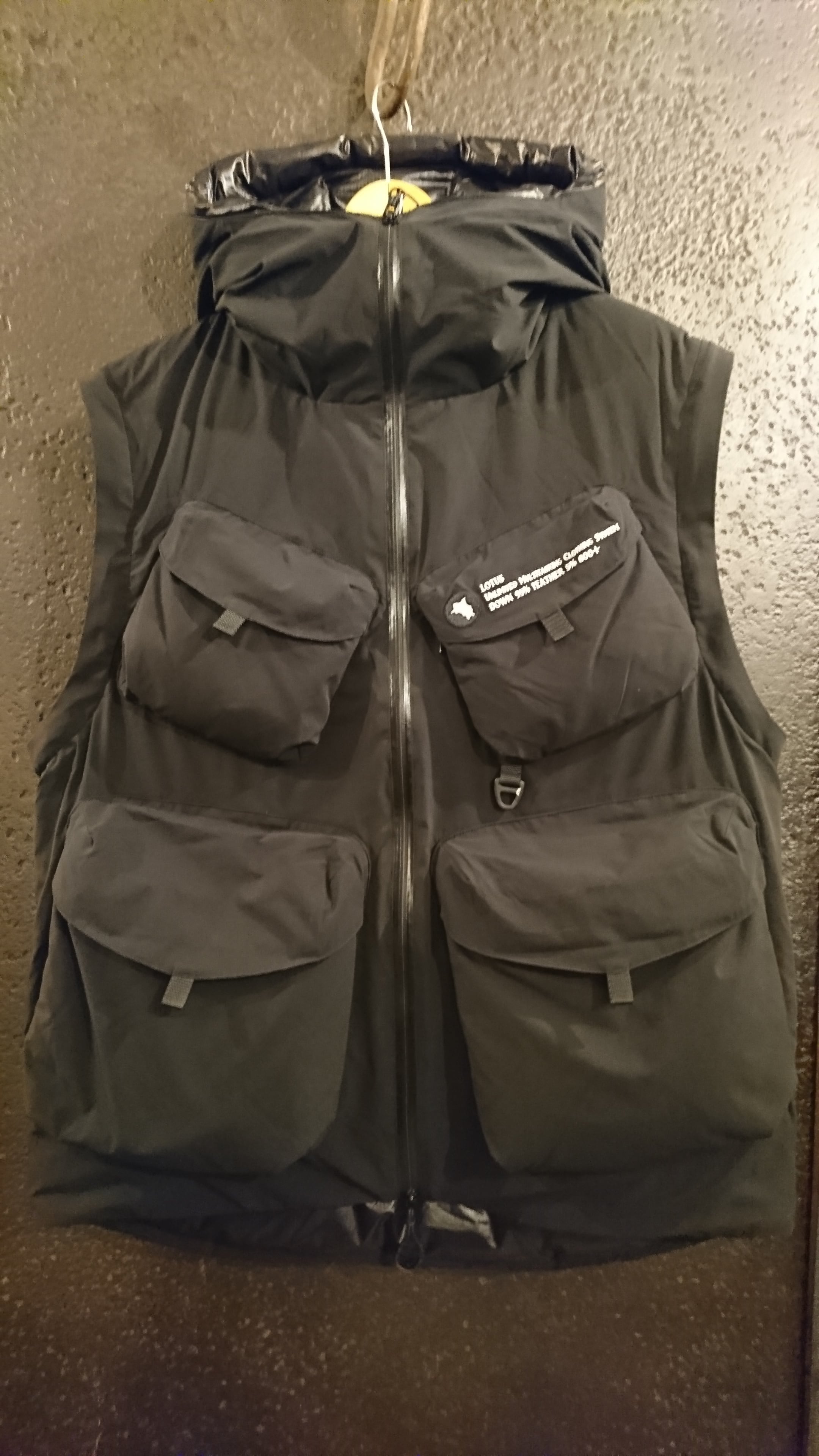 COMFY CMF OUTDOOR GARMENT 