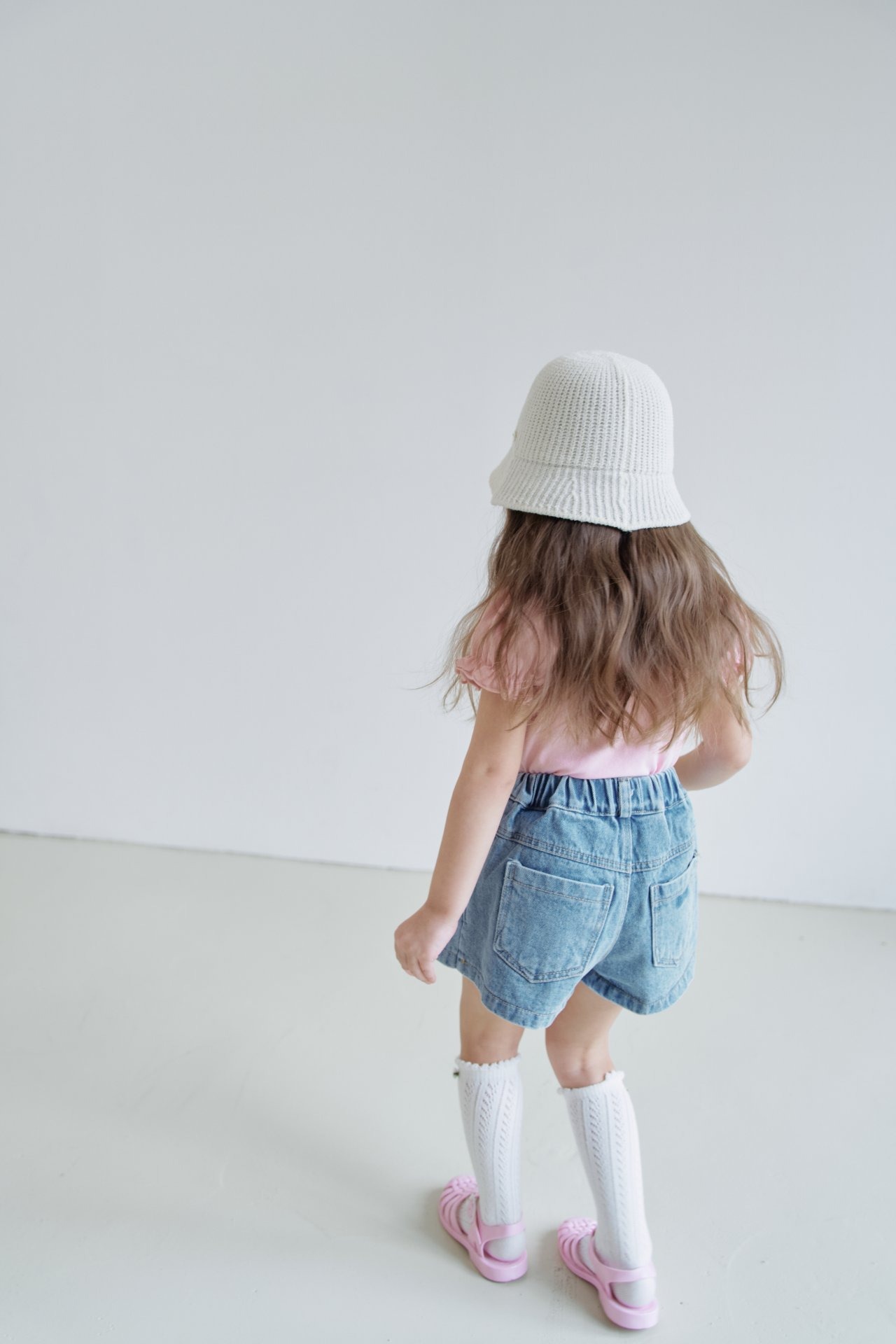 [MOMOANN] Flora Denim Shorts / [모모앤] 플로아 청반바지