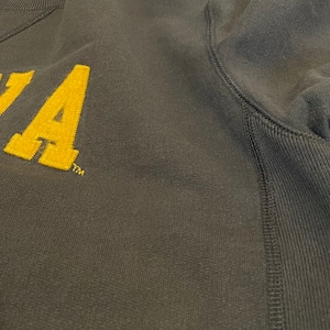 【TAILGATE CLOTHING】カナダ製 カレッジロゴ IOWA アイオワ大学 トレーナー スウェット アメリカ古着