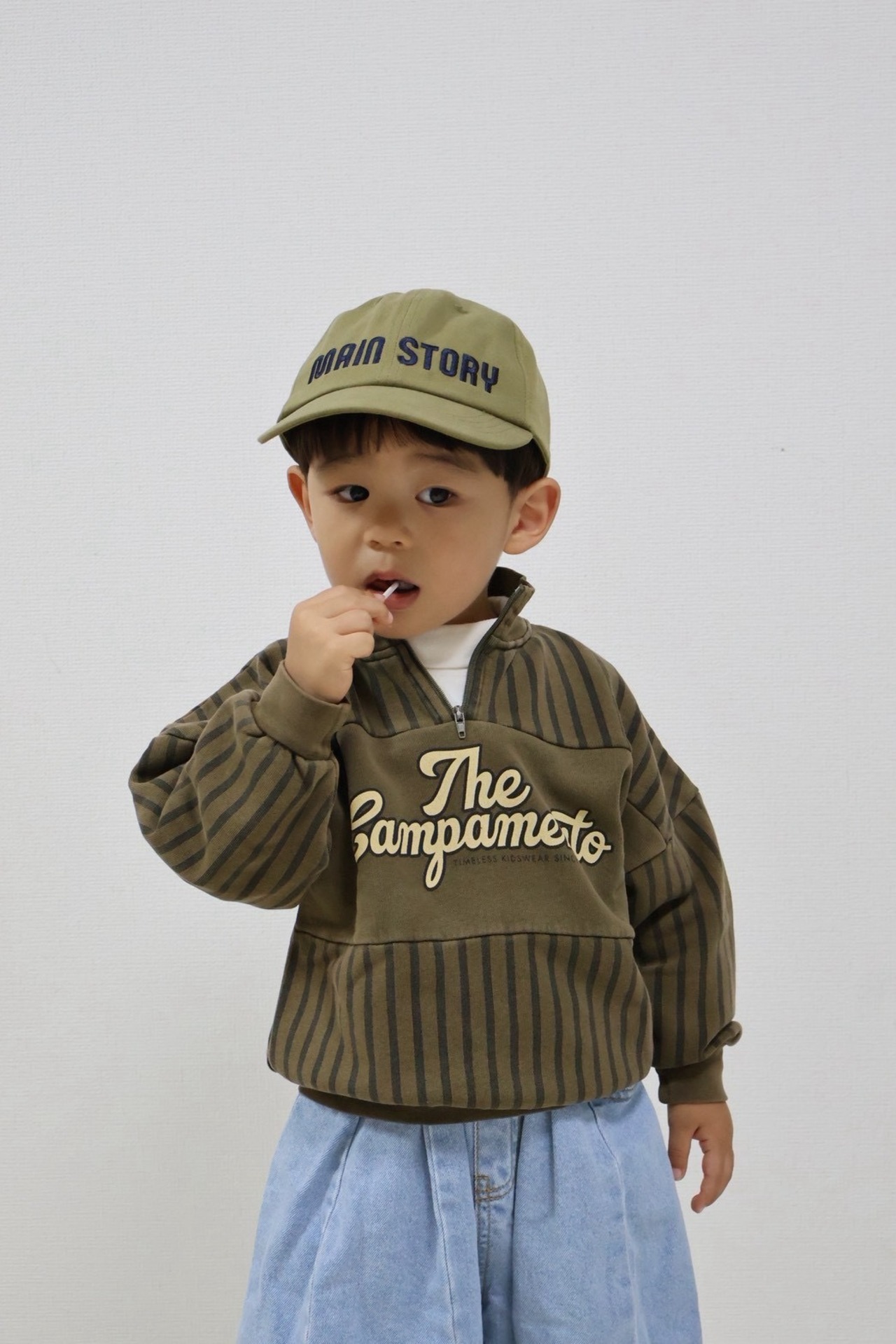 The Campamento　Stripes Sweatshirt