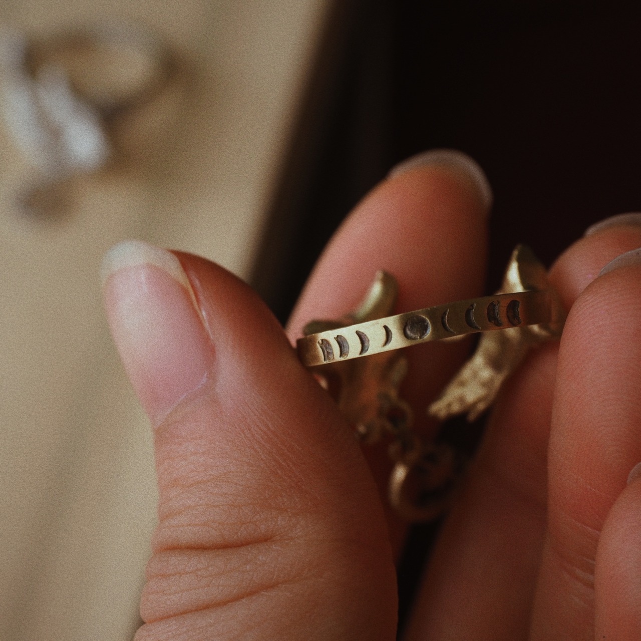 白百合のリング　真鍮