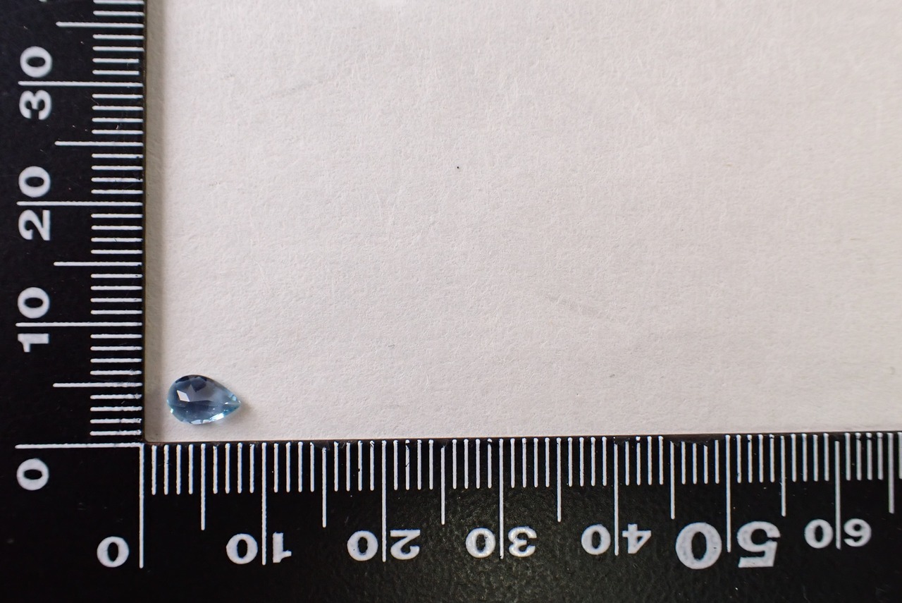 サンタマリアアクアマリン　0.37ct　 [D9-52]