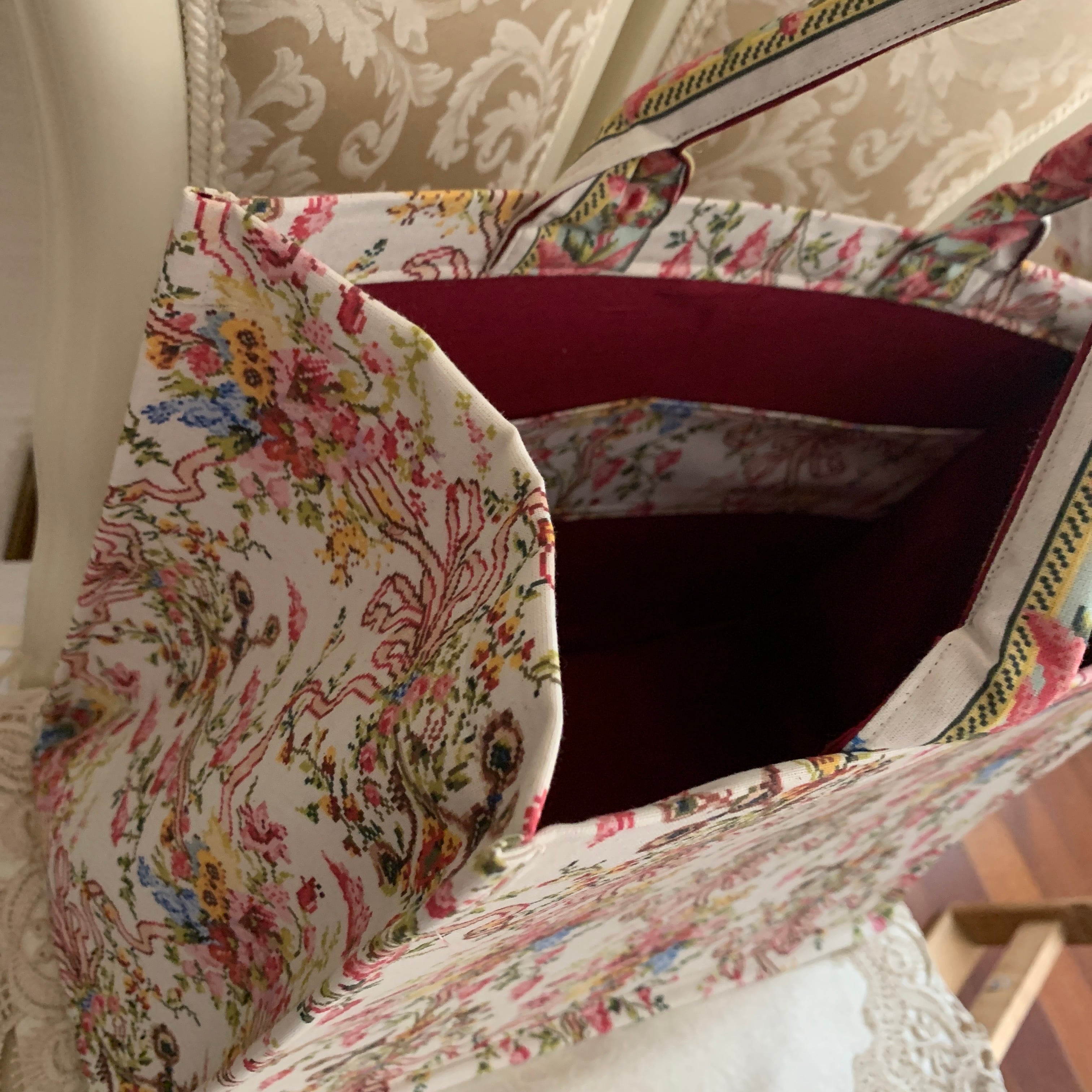 ヴェルサイユ宮殿 王妃の寝室の特大トートバッグ | PEONIAハンドメイド