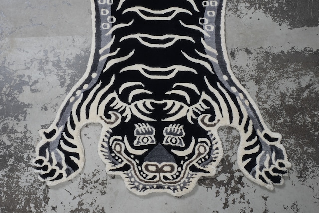 Tibetan Tiger Rug 《Sサイズ•シルク・オリジナル1•モノクロバージョン100》チベタンタイガーラグ