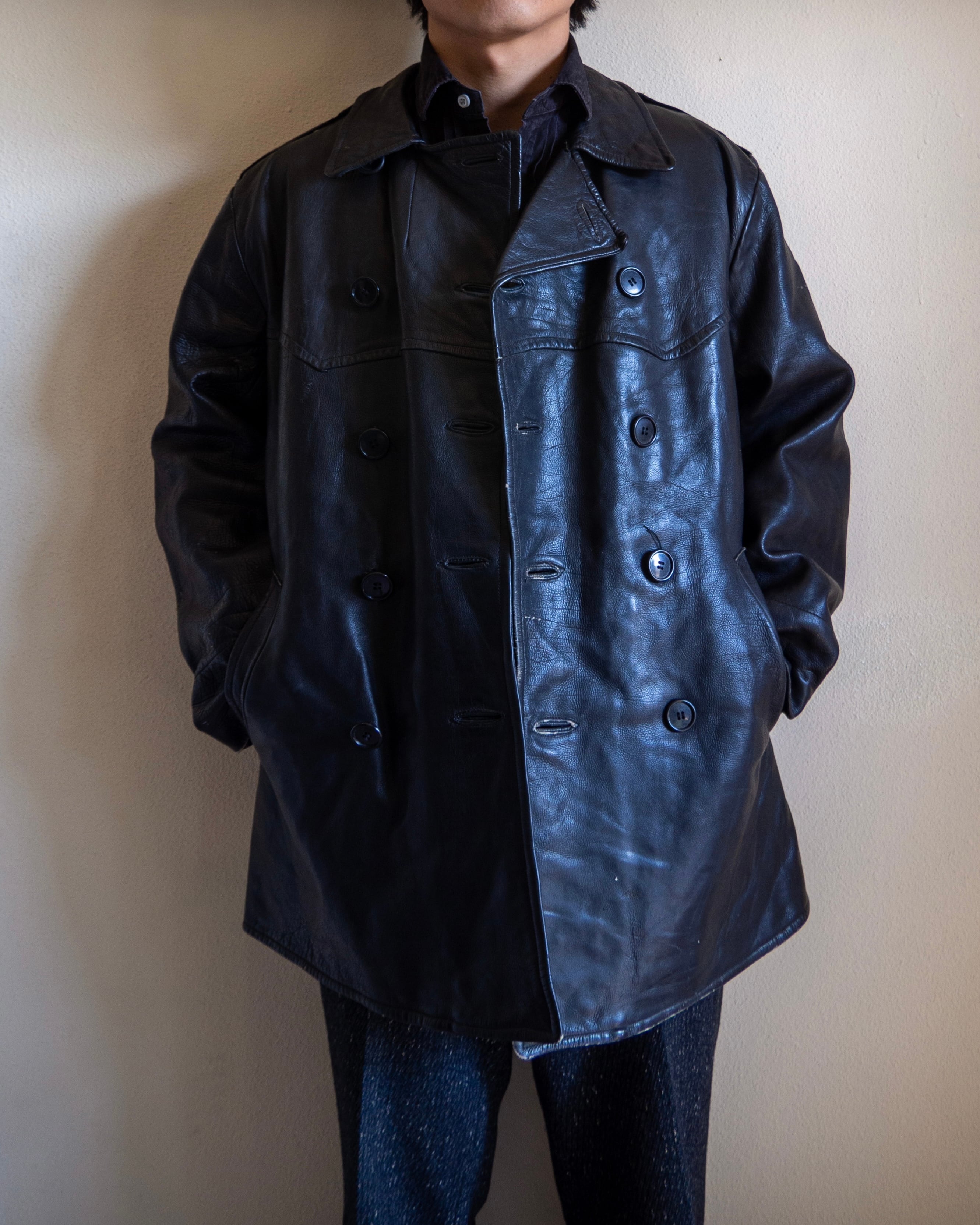 WWⅡ Swedish Army Double Breasted Leather Car Coat | 'bout