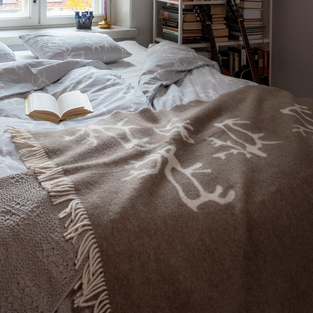 PENTIK】Saaga Blanket（サーガ ブランケット） ブラウン 130x170 cm