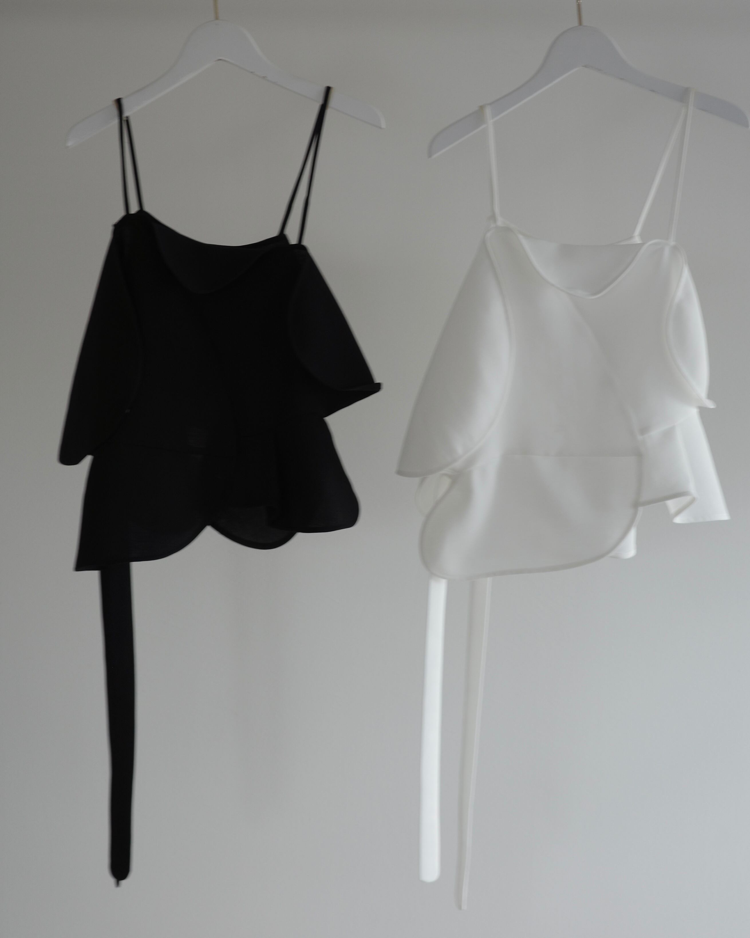 ENFOLD / ALIEN CAMISOLE VEST -WHT- | LA VILLA ROUGE