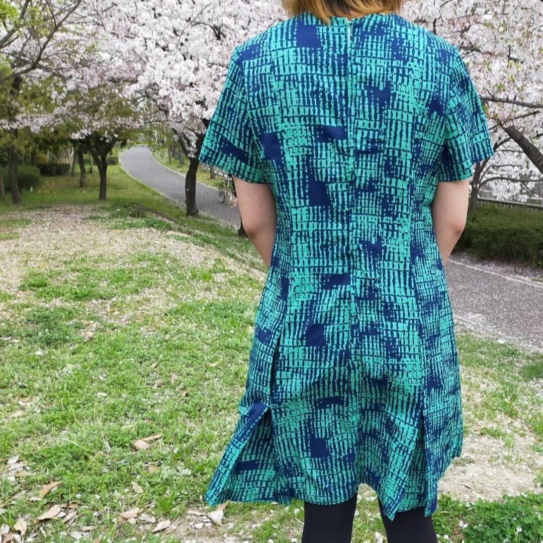 TADASHISHOJI 幾何学模様グリーンワンピース TADASHISHOJI 幾何学模様グリーンワンピース