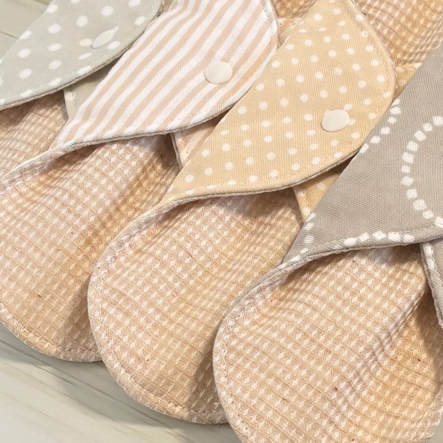 22cm ワッフル オーガニック 布ナプキン 防水仕様 4枚セット 普通の日用 343