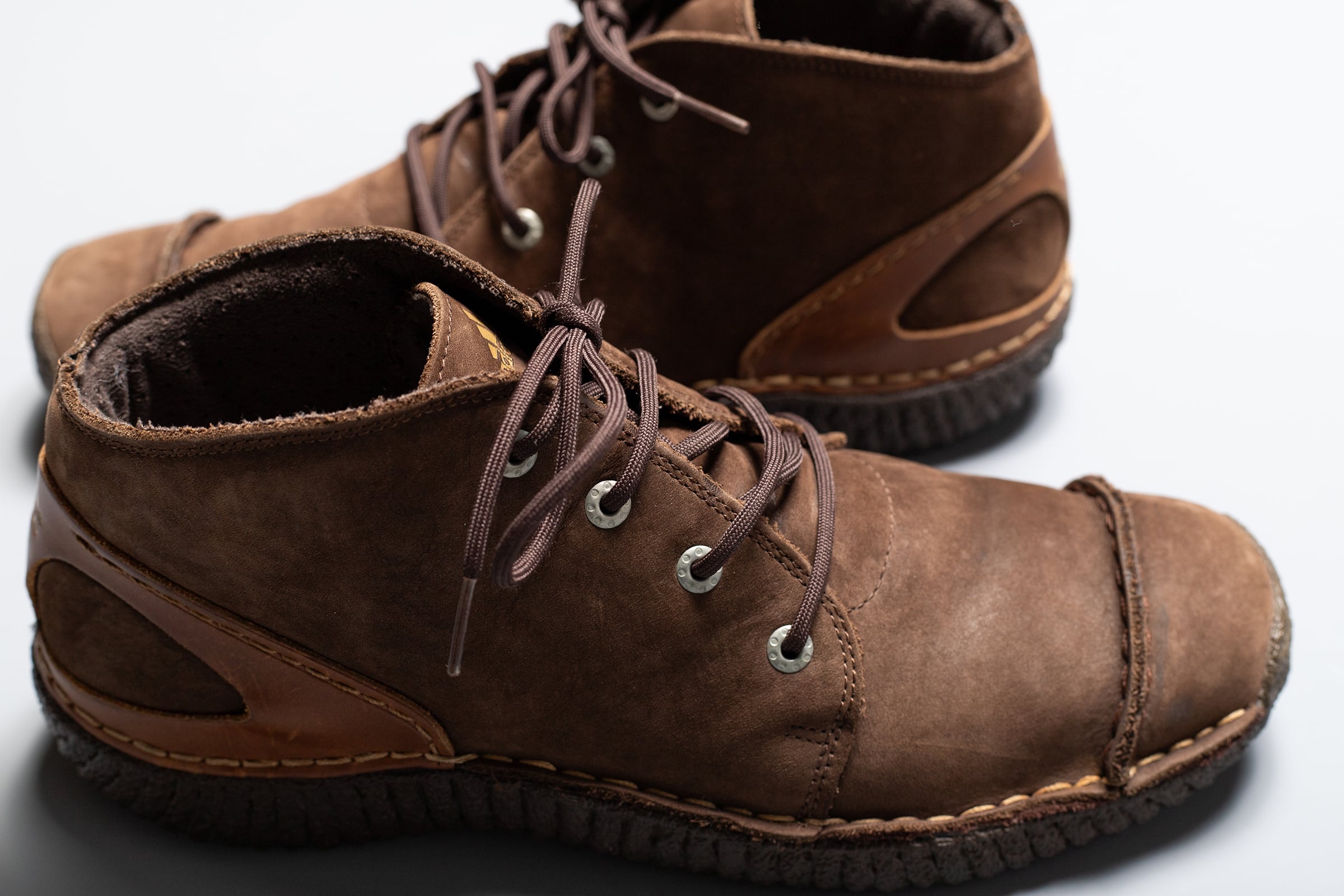 adidas ADIANZO MID | PLAYGROUND | スニーカーショップ