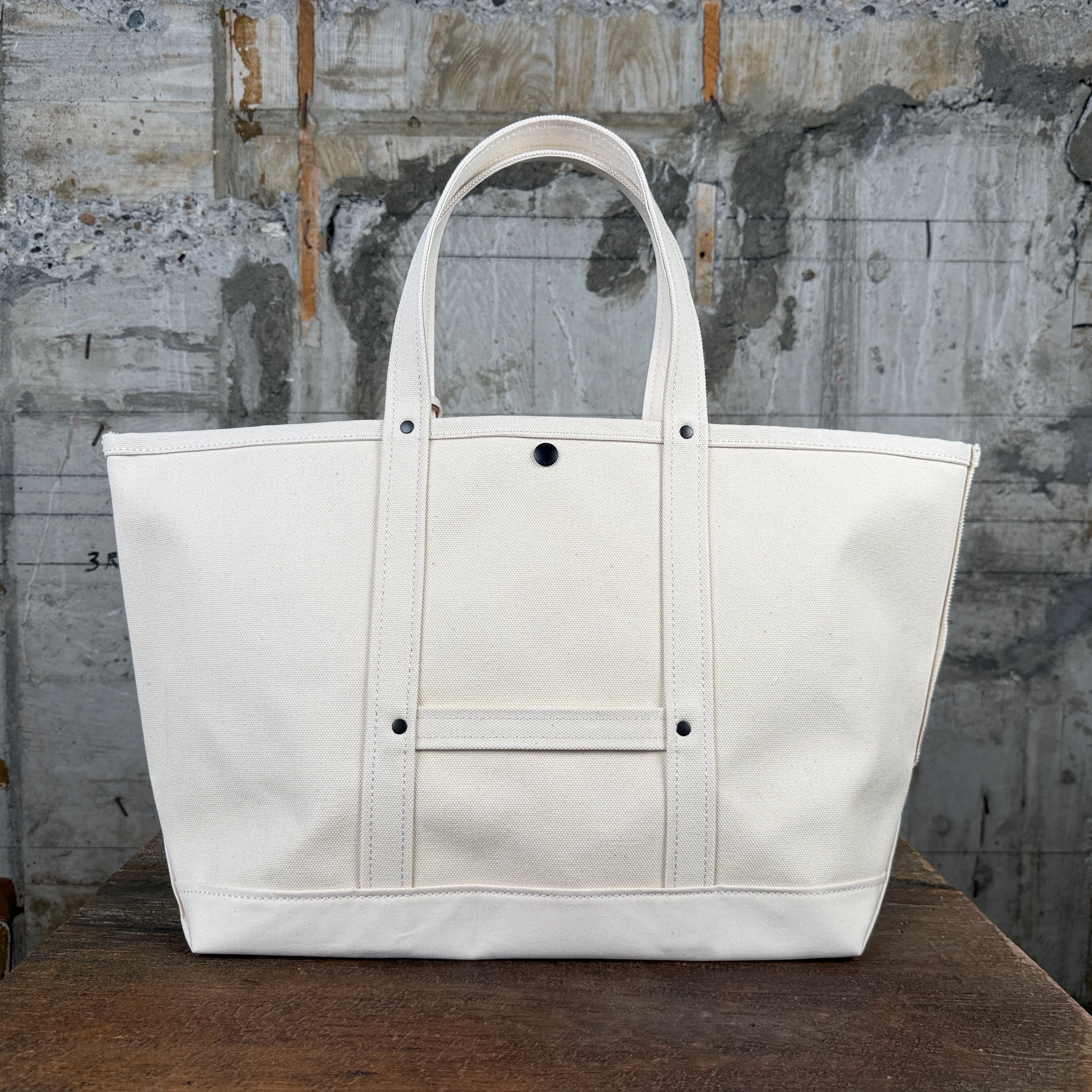 HYKE【ハイク】TOTE BAG (LARGE) (19364) | glamour online