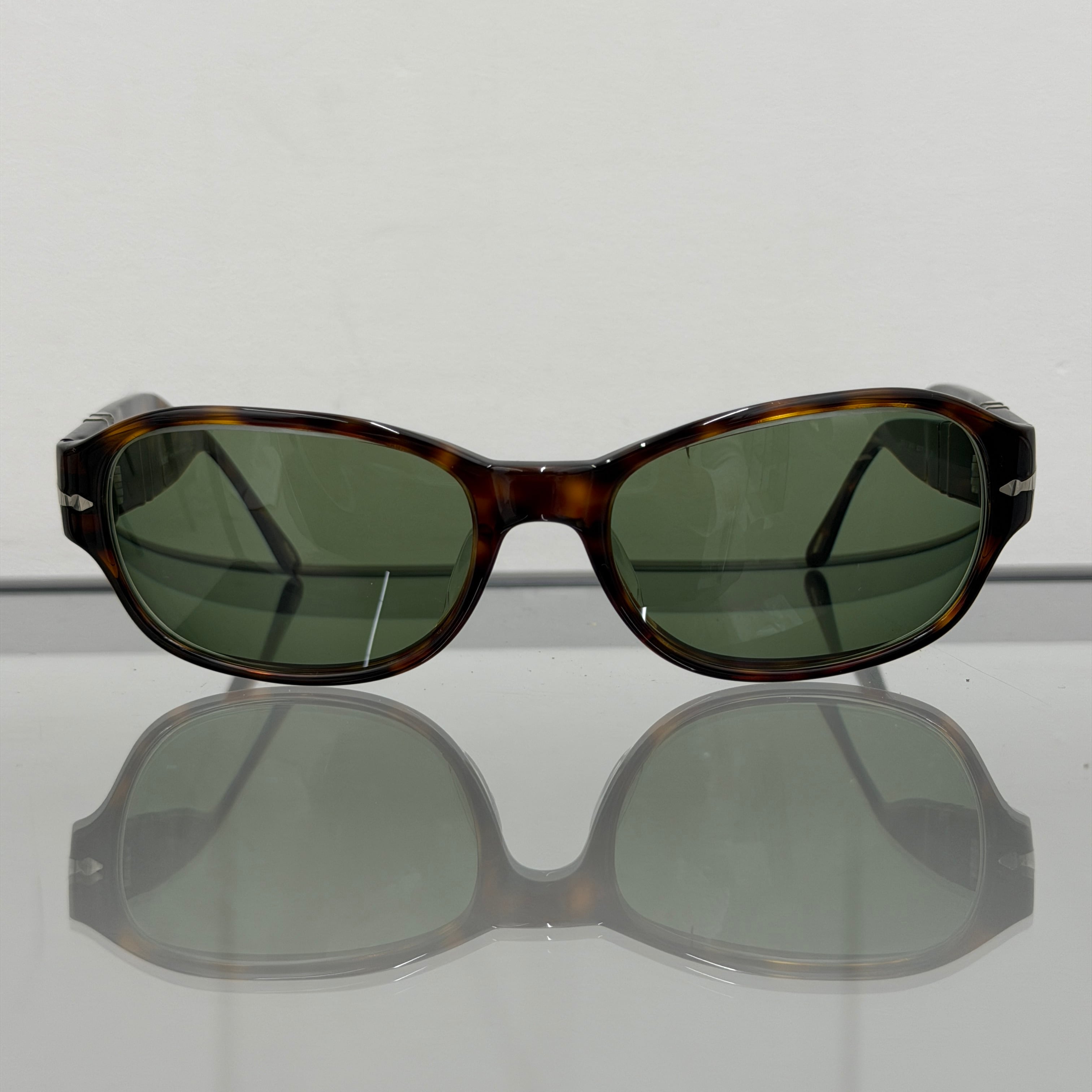 Persol Sunglasses 3022-S 95/31 Black | ASSET VINTAGE アセット