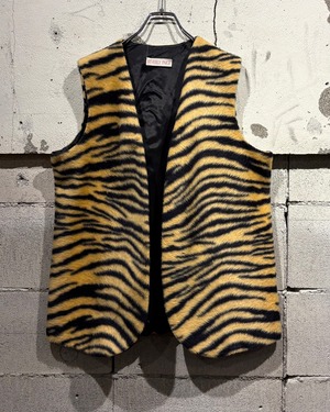 【Caka otto】80's “BEVERLY PAIGE” Tiger Pattern Vintage Faux Fur Vest