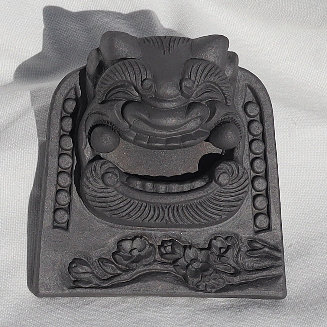 鬼瓦 | 長澤瓦商店 -nagasawa _shimizu kawara-｜女性鬼師「鬼玲」