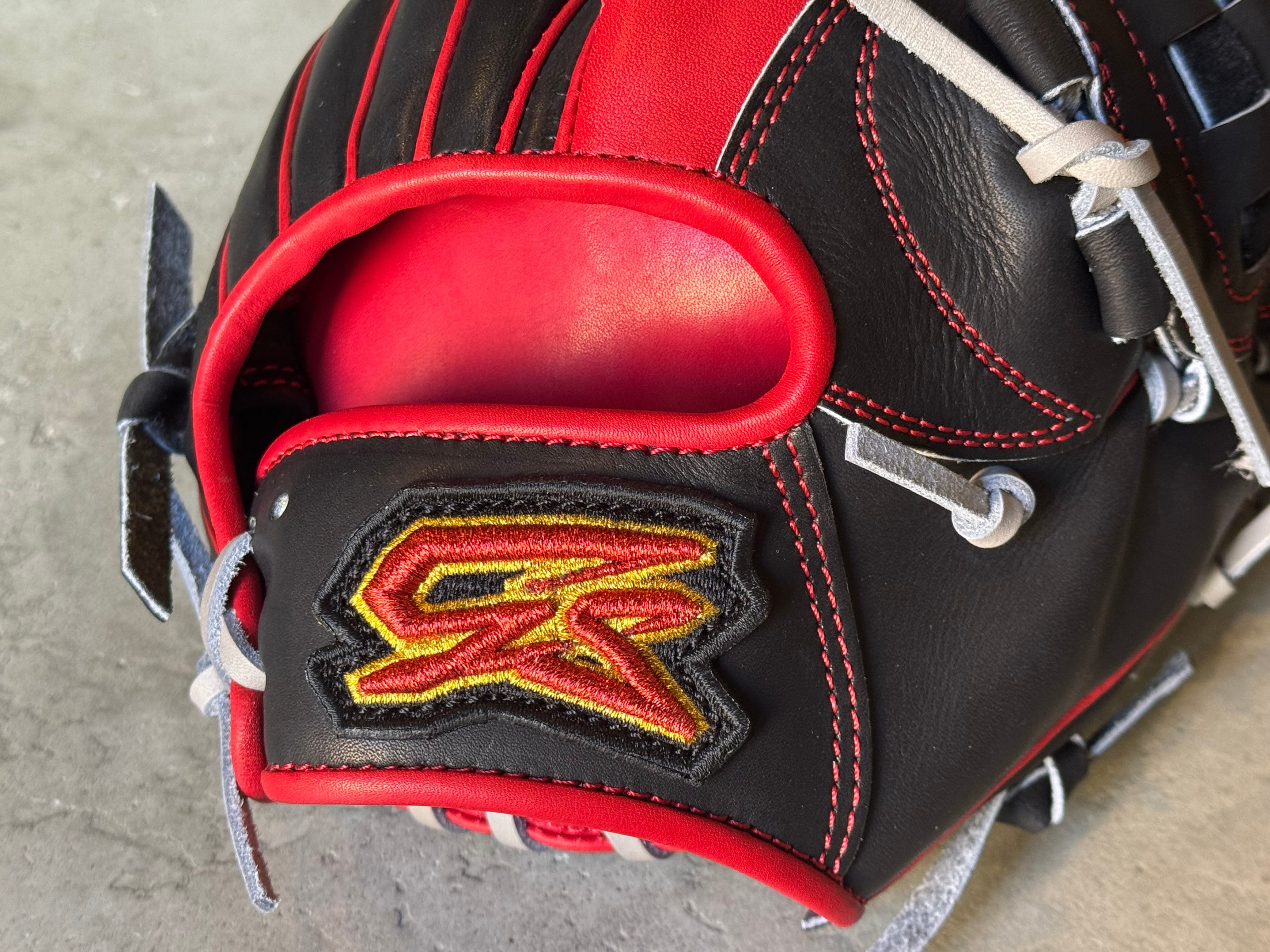 限定モデル【GS】軟式用グローブ 内野手当て挟み型 ゴリラブラック